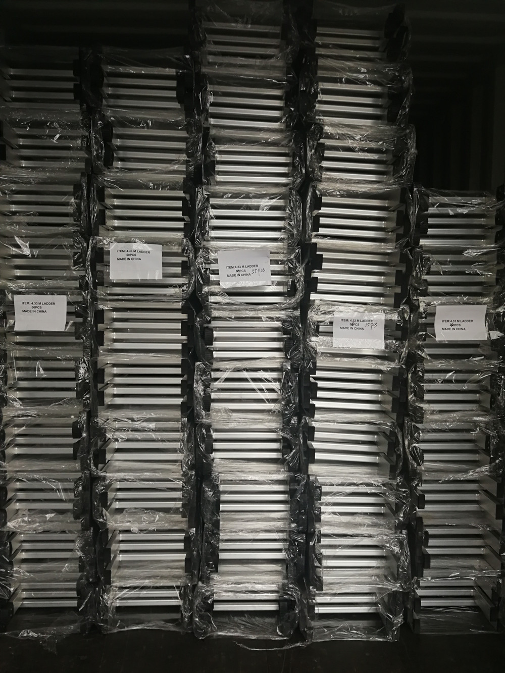 scaffolding aluminum ladder