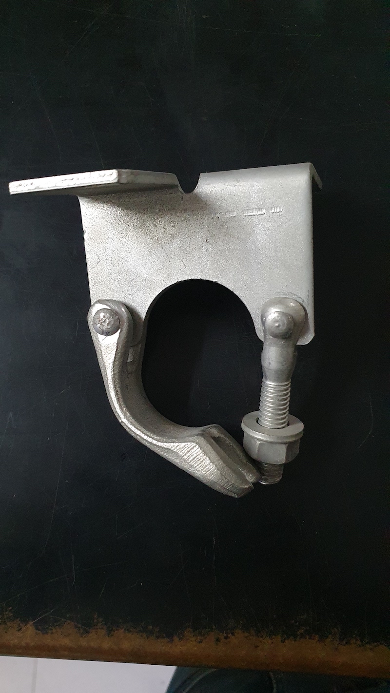 scaffolding board retaining coupler 2